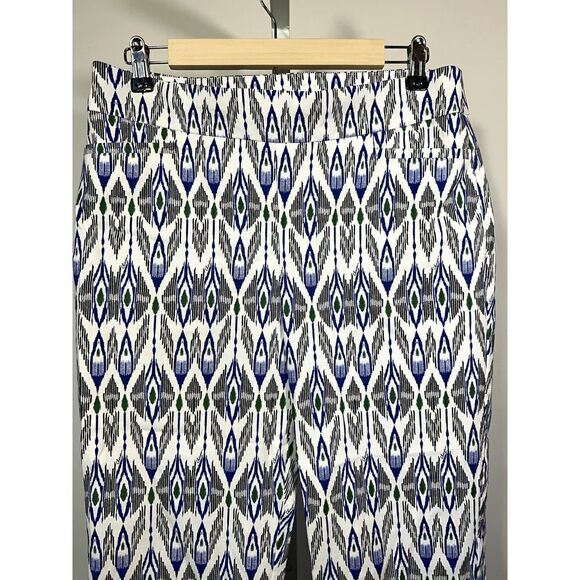 CHICO'S Women's 40th Anniversary Brigitte Ikat Cropped Pants White Size 8 - Picture 4 of 11
